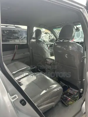 Toyota Highlander 2010 Silver