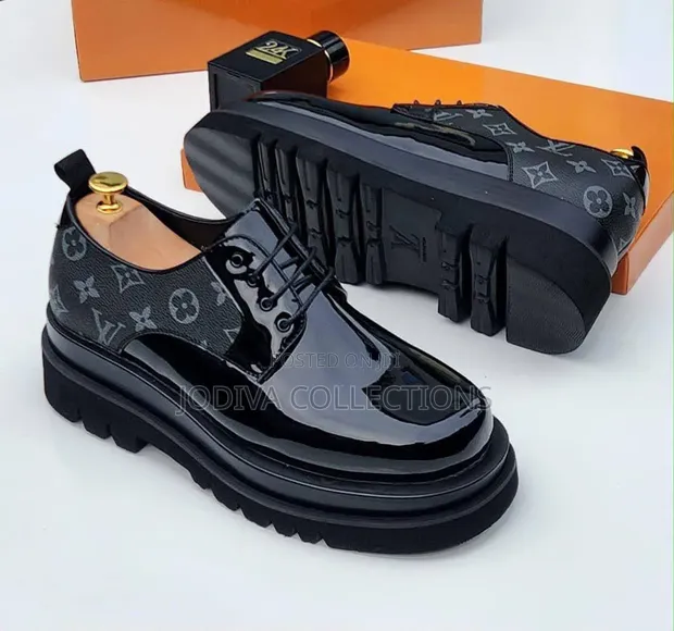 Quality Louis Vuitton Men's Leather Flats Shoes - 1