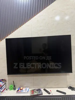 Used Hisense 65" QLED TV