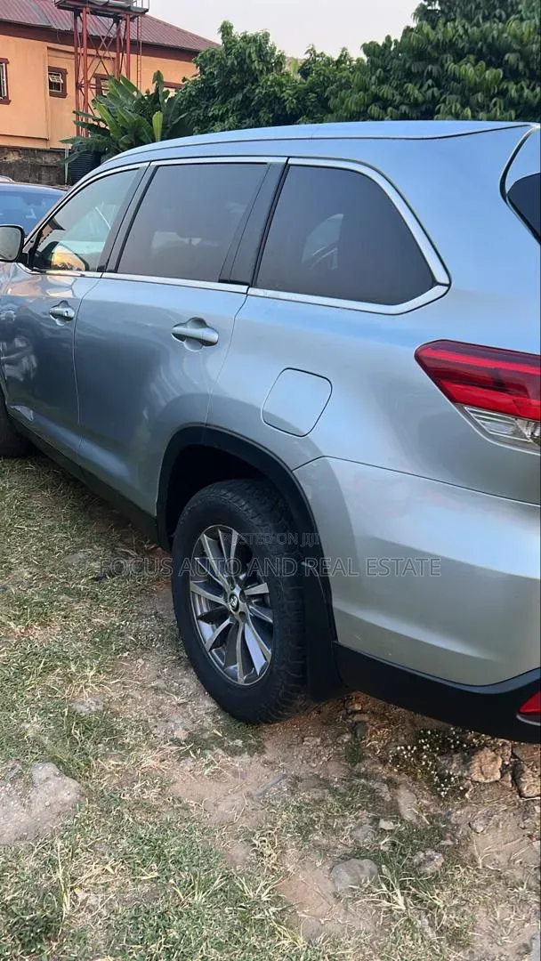 Toyota Highlander XLE 2019 Tokunbo - 1