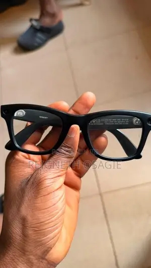 Ray-Ban Meta Smart Glasses