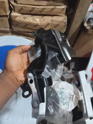 Bonnet Hinges for Toyota Hilux 2016-2020