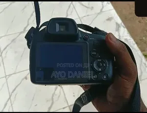 Sony Cyber-Shot DSC-H400 Bridge Camera
