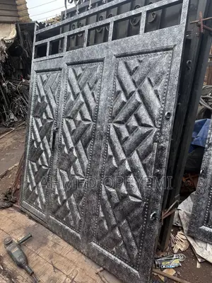Heavy-Duty Steel Security Gate - Stylish Geometric Design