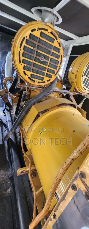 1000kVA Caterpillar Diesel Generator (Na Amfani)