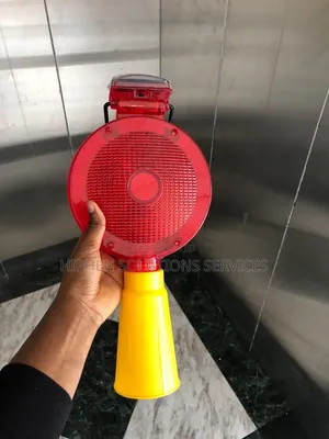Kwalaba Mai Haske ta Rana don Kare Hanyoyi