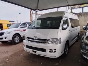 Toyota HiAce 2013 White Bus