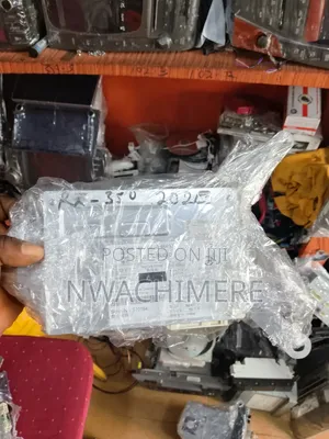 Lexus RX350 2024 Amplifier