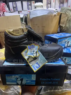 Armstrong Safety Boots - Industrial & Workplace