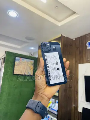 Apple iPhone 13 256GB Blue