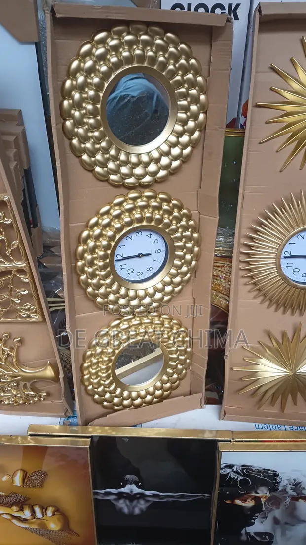 Quality Clock with Mirror Body - Gold - 1