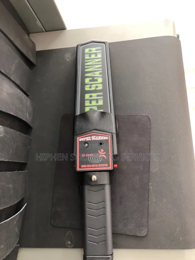 Professional Handheld Metal Detector - 1
