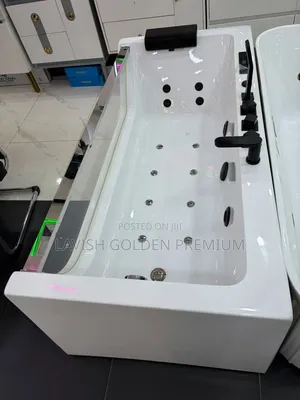 Master Jacuzzi Na Acrylic Daya Tare Da Kayan Aikin Baki