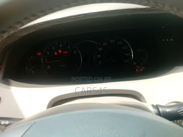 Toyota Avalon 2007 Silver - 1