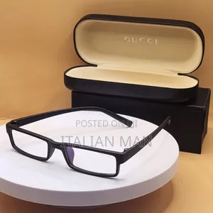 Men's Classic Sunglasses - Brand New