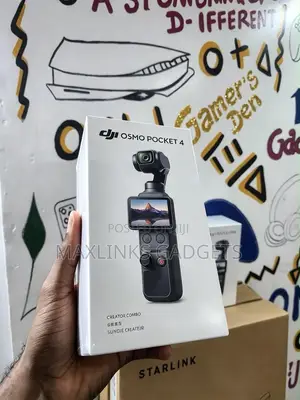DJI Osmo Pocket 4 Creator Combo