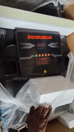 Tashar Jirgin Kasa ta Gida tare da LCD Screen