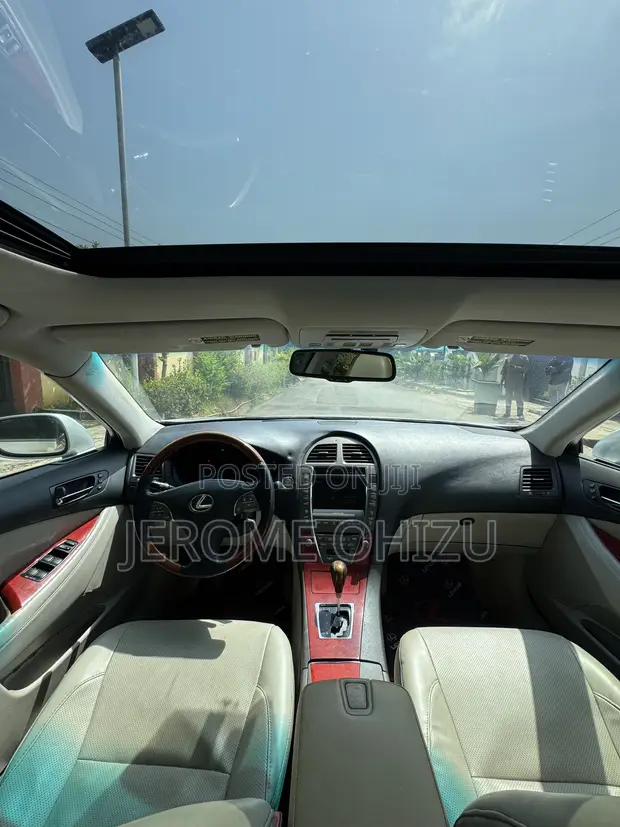 Lexus ES 350 2009 Silver - 1