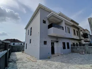 Sabon Gine 4-Bedroom Duplex Don Hayarwa a Liberty Estate, Kubwa