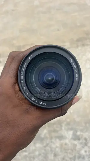 Sigma 17-50mm f/2.8 EX DC OS HSM na Nikon