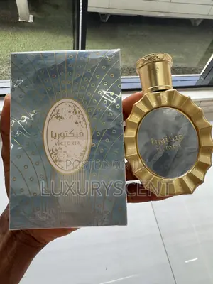 Victoria by Clive Dorris Eau de Parfum - 50ml