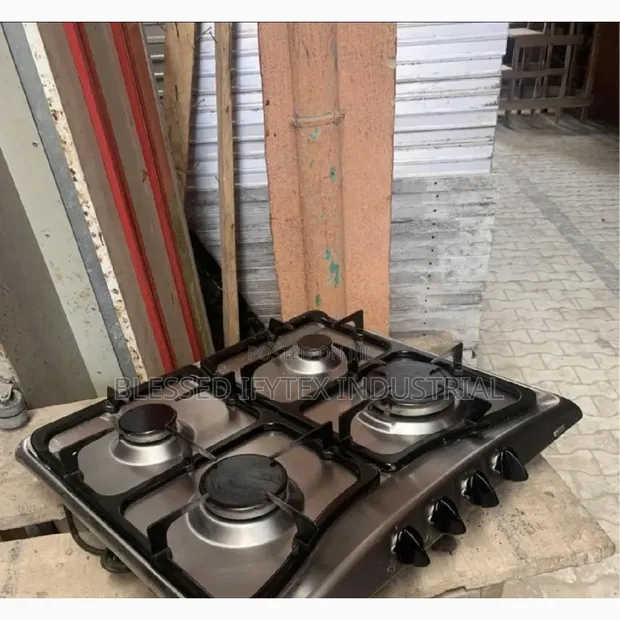 4-Burner Flat Gas Cooker (Refurbished) - 1