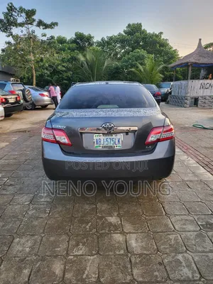 2011 Toyota Camry Gray