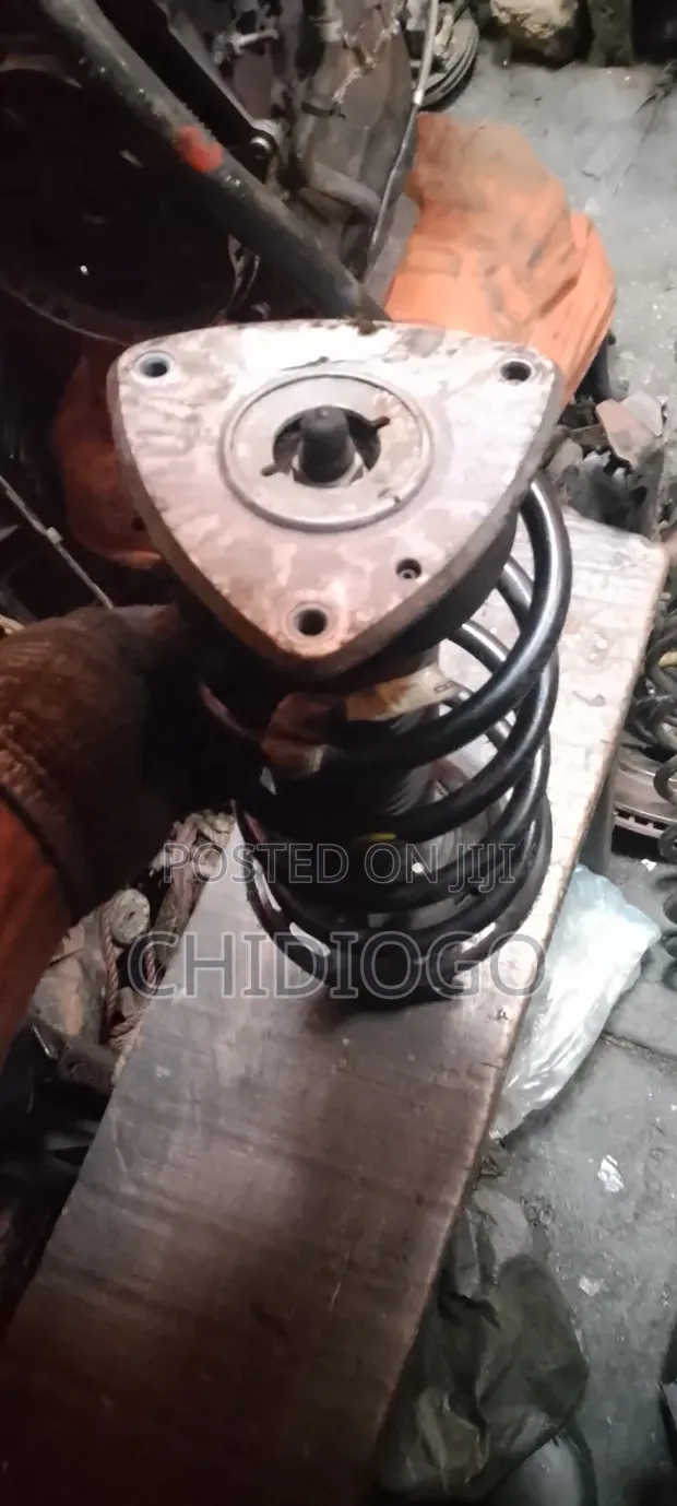 Used Ford Explorer Front Shock Absorbers (2020) - 1