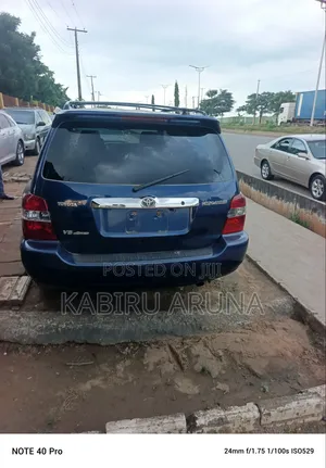Toyota Highlander 2005 Blue