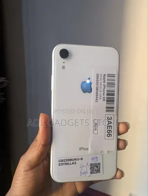 Apple iPhone XR 64GB Fari