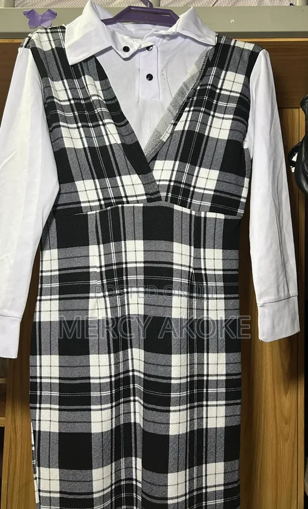Classic Black Cotton Wrap Dress - XL - 1