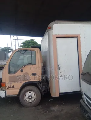 Used Isuzu NPR Truck - Buy and Drive