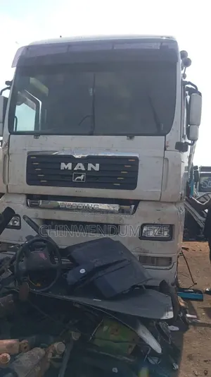 MAN Dida Heavy-Duty Truck - White