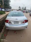 Toyota Corolla 2010 Silver - 2