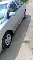 Toyota Corolla 2010 Silver - 3