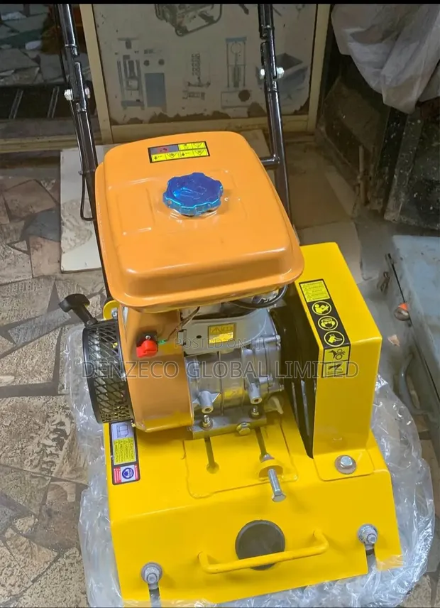 Vibrator Compactor C120 for Rent - 1