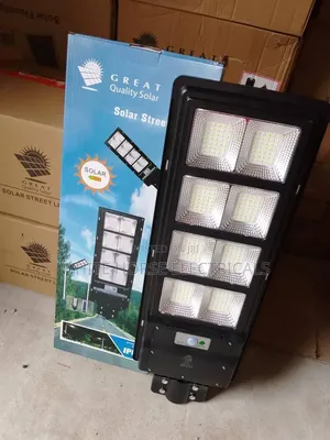 400W Solar Street Light with Motion Sensor & Remote