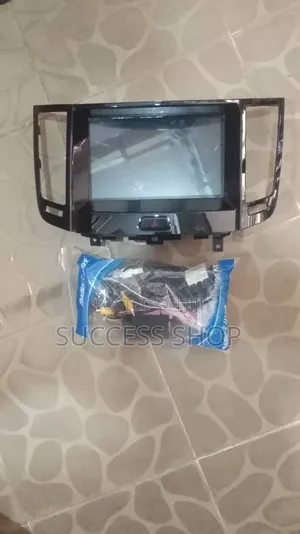 Infiniti FX35 Android Screen with Reverse Camera