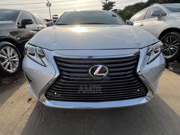 Lexus ES 350 2016 Silver - 1