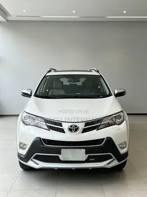 Toyota RAV4 2014 Fari