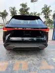 Sabo Lexus UX 2025 Baƙi - 2