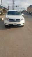 Toyota Highlander SE 2012 Fari - 3