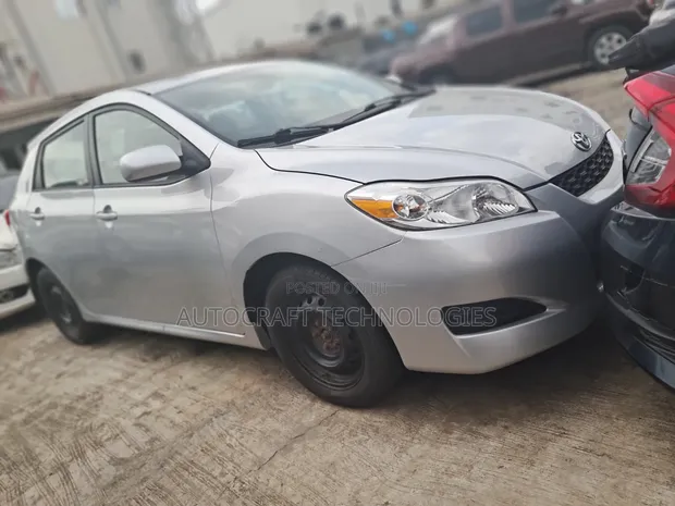 Toyota Matrix 2010 Silver - Wadda Aka Shigo Da Ita - 1