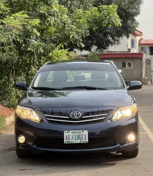Toyota Corolla 2011 Blue