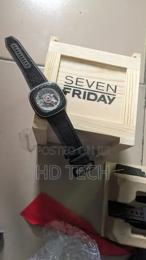 SevenFriday PS3/02 "Ruby Carbon" Watch