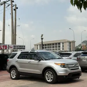 2011 Ford Explorer XLT 4x4 Silver