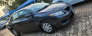Toyota Corolla 2010 Grey