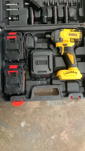Brand New Dewalt 800W Impact Wrench