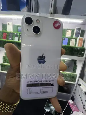 Apple iPhone 13 128GB White