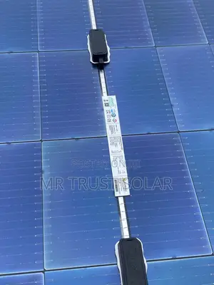 Jinko 650W Bifacial Solar Panel